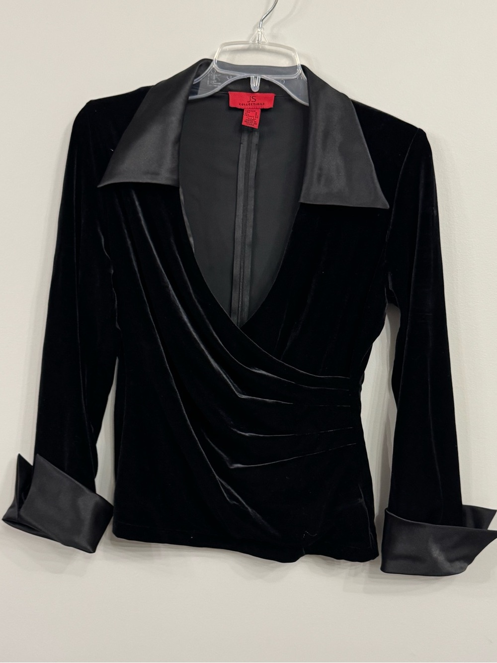 Vintage JS Collections Black Velvet Tuxedo Wrap Blouse Top Size 6 excellent